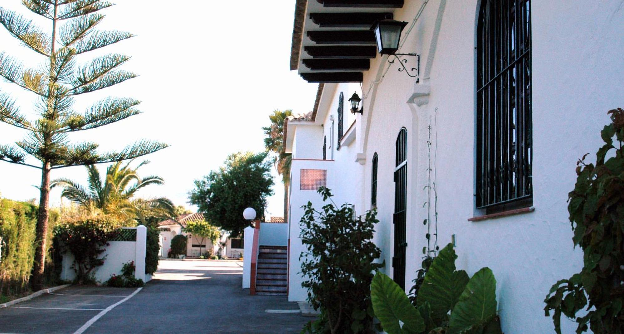 Hotel La Codorniz Tarifa Exterior foto